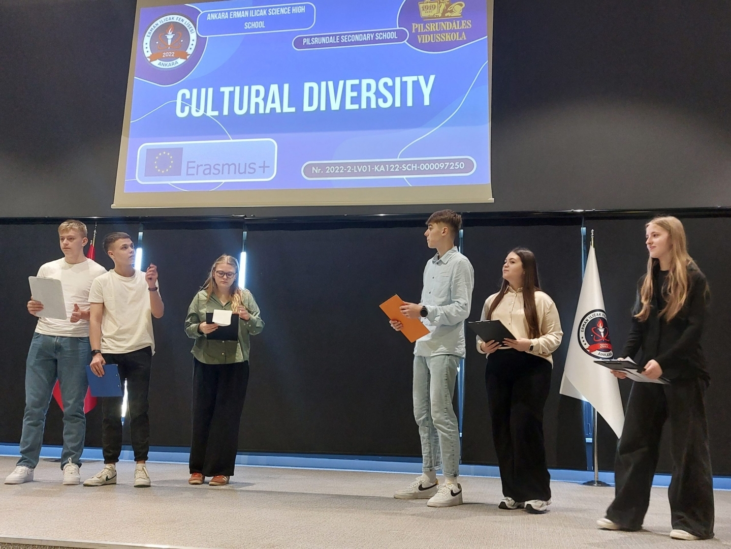 Projekta prezentācija “Cultural Diversity”